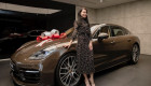Diễn viên - doanh nhân Lê Hà tậu xe sang Porsche Panamera 2022 trị giá hơn 6 tỷ đồng