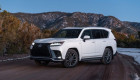 [ĐÁNH GIÁ XE] Lexus LX 2026: Trải nghiệm êm ái vượt trội nhưng đánh đổi cảm giác lái và không gian