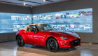 Mazda MX-5 2026 được nhận cọc tại Việt Nam: Huyền thoại mui trần giá 1,359 tỷ đồng