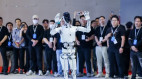 Xpeng ra mắt robot hình người Iron, có thể thay kỹ sư lắp ráp ô tô