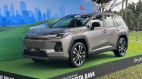 Toyota RAV4 Hybrid 2026 lộ giá bán từ 978 triệu VNĐ tại Đông Nam Á