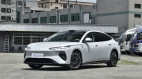 BYD Seal 08 ra mắt: Bản điện chạy được tới 905 km/sạc, giá từ 762 triệu VNĐ