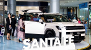 Hyundai Santa Fe hybrid nhận cọc tại Việt Nam