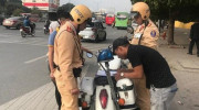 Vi phạm pháp luật khi ghi âm, ghi hình CSGT đang làm nhiệm vụ có thể bị phạt tù