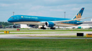 Máy bay Vietnam Airlines bị “dọa bắn”: Công an Việt Nam liên hệ phía Nhật Bản để điều tra