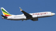 Dòng máy bay Boeing 737 Max8 vừa bị rơi ở Ethiopia có được khai thác ở Việt Nam?