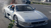 [VIDEO] Ferrari F355 bất ngờ bốc cháy khi khách hàng lái thử