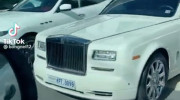Xôn xao clip dàn siêu xe, xe sang biển 