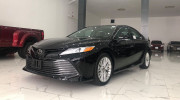 Toyota Camry có giá ngang Lexus ES tại Việt Nam: Chuyện tưởng như đùa