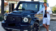 Cristiano Ronaldo lại khiến giới mê xe xôn xao khi tạo dáng cùng siêu SUV Brabus G-Class V12