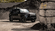 Ngắm bản độ Land Rover Defender “khoác” lên mình bộ tuxedo đen phong cách “Điệp viên 007”
