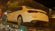 Mercedes-Benz E-Class 2021 bất ngờ xuất hiện tại Việt Nam: Đếm ngược cho ngày ra mắt?