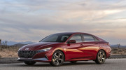 Hyundai Elantra 2021 chốt giá chỉ từ 300 triệu VNĐ, quyết đấu Mazda3