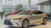 Sedan hạng sang Lexus ES tăng giá nhẹ