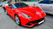 Ferrari F12 Berlinetta rực rỡ với 