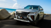 Geely Boyue X 2022: SUV cỡ C có cả micro để hát karaoke