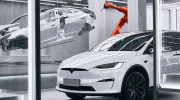 Xe điện Tesla được lắp ráp hoàn chỉnh chỉ trong 45 giây