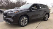 Toyota Highlander Hybrid 2021 nhập tư, chào giá hơn 4 tỷ đồng tại Việt Nam