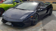 Sài Gòn: Chiêm ngưỡng Lamborghini Gallardo LP570-4 Performante Spyder màu lạ