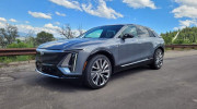 Cadillac Lyriq 2023 phiên bản Debut Edition thực tế đẹp long lanh, di chuyển hơn 500 km/lần sạc