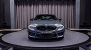 Cận cảnh phiên bản giới hạn BMW M5 Edition 35 Years Jahre tại Abu Dhabi