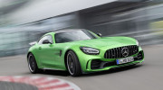 Siêu xe thể thao Mercedes-AMG GT R trình làng thị trường Việt với giá 11,59 tỷ VNĐ