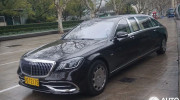 Nhà sáng lập thương hiệu Pagani sử dụng Mercedes-Maybach S 680 Pullman khi tới Trung Quốc