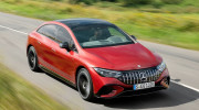 Mercedes-AMG EQE 2023 chính thức ra mắt, mạnh đến 677 mã lực
