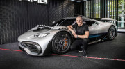 Cực phẩm Mercedes-AMG One được rao bán với giá gần 4 triệu USD