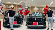 Diễn viên Minh Tiệp tậu MPV bình dân Toyota Veloz Cross