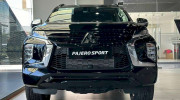 Mitsubishi Pajero Sport bản máy xăng bất ngờ xuất hiện tại địa lý