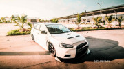 Chùm ảnh hàng hiếm Mitsubishi Lancer Evolution X khoe dáng dưới nắng Sài Gòn