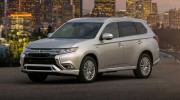 Mitsubishi Outlander PHEV 2021 được cải thiện tốc độ và phạm vi chạy điện lên 39 km