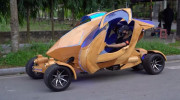 Nghệ nhân Việt Nam chế tạo xe gỗ phong cách “người ngoài hành tinh”