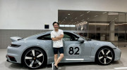 Doanh nhân Nguyễn Quốc Cường “đập hộp” Porsche 911 Sport Classic 2023