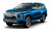 Mitsubishi Pajero Sport 2023 ra mắt, bổ sung 2 tùy chọn màu sơn mới