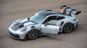 Porsche 911 GT3 RS 2023 đầu tiên cập bến Đông Nam Á