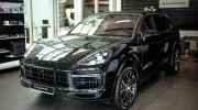 Chiêm ngưỡng Porsche Cayenne Turbo 2019 đầu tiên cập bến Việt Nam