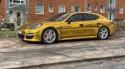 Porsche Panamera màu vàng bị tạm giữ vì màu sắc quá chói