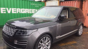 Range Rover SVAutobiography LWB 2019 ngoại thất 2 màu cực độc về Việt Nam