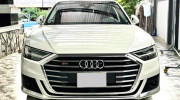 Audi S8 thế hệ mới đầu tiên 