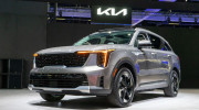 Kia Sorento 2024 ra mắt với thiết kế mới, bổ sung phiên bản X-Pro thể thao