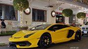 Lamborghini Aventador SVJ hơn 50 tỷ đồng nổi bật giữa đêm Noel Sài Gòn