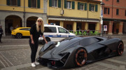 Supercar Blondie nhận 