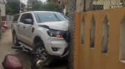 Bắc Ninh: Đạp nhầm chân ga, tài xế Ford Ranger gây tai nạn khiến một em bé bị thương nặng
