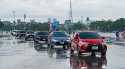 Anh em nhà Toyota tề tựu đông đủ với diện mạo mới xuống phố Hà Nội
