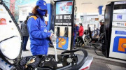 Xăng lại tăng giá, tiến sát mốc 25.000 đồng/lít