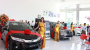 Bị tẩy chay vì “bán bia kèm lạc”, nhiều đại lý đồng loạt giảm giá xe ô tô