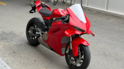 Cận cảnh Ducati Panigale V4 2025 đầu tiên về Việt Nam