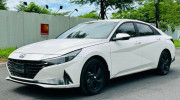 Hyundai Elantra bản tiêu chuẩn được đại lý ồ ạt ưu đãi, giá rẻ hơn Accent bản cao cấp